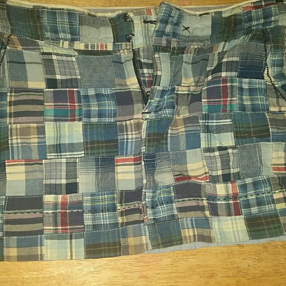 mini plaid mini skirt with front and back pockets